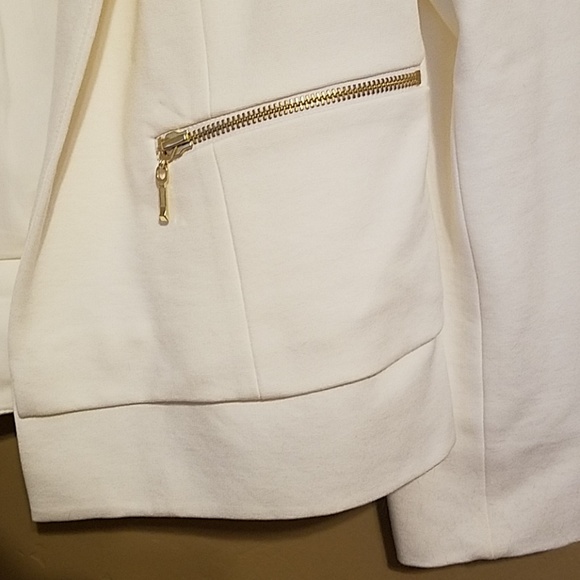 Chico's size 1, cream colored jacket - Picture 4 of 5